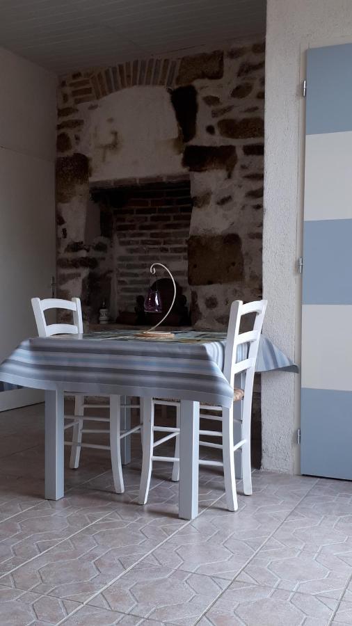 Bed and Breakfast Demeure Du Castel Les Chatelliers-Chateaumur Экстерьер фото